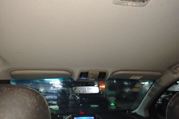 Used Luxgen U6 SUV 2017 1.8T Tech Value Model
