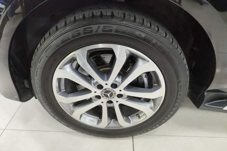 Used Mercedes-Benz GLE 2018 GLE 320 4MATIC Dynamic Edition Collector's Edition Exterior 4