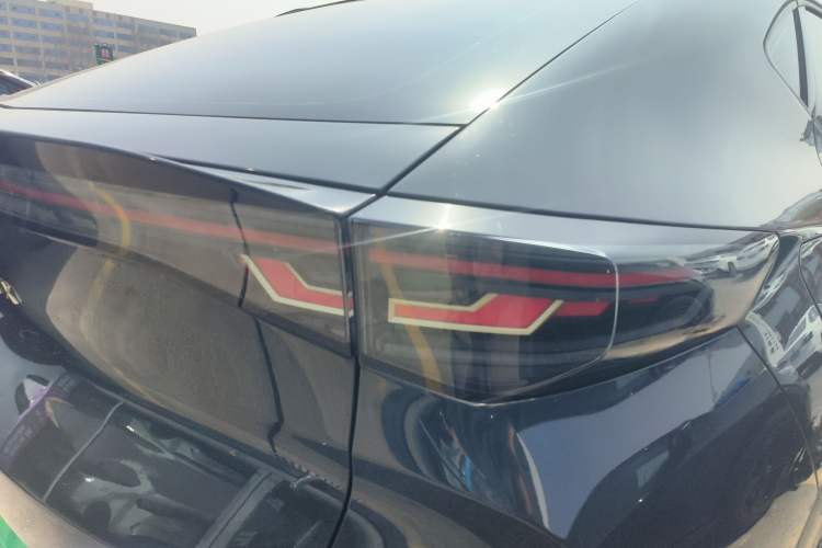 Used Volkswagen ID.UNYX 2024 Pro Long-Range Version Exterior 3