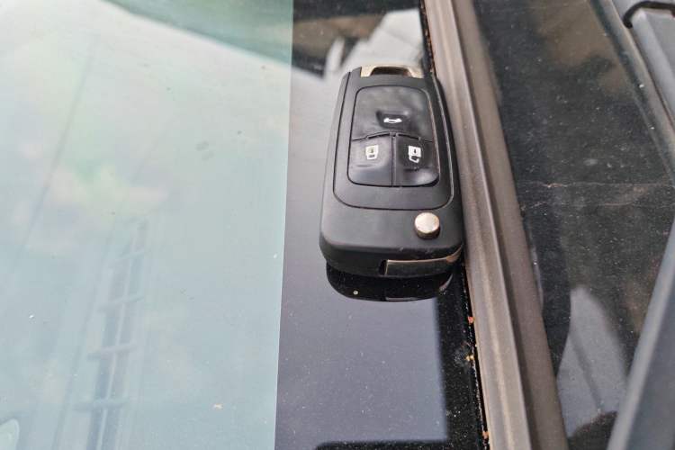 Used Chevrolet Cruze 2012 1.6L SE MT
