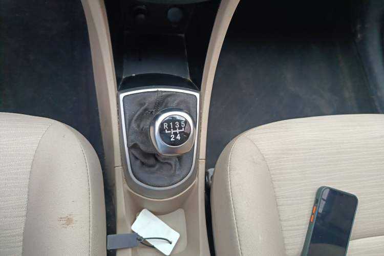 Used Hyundai Verna (older generation) 2014 1.4L Manual Smart GLS Trim
