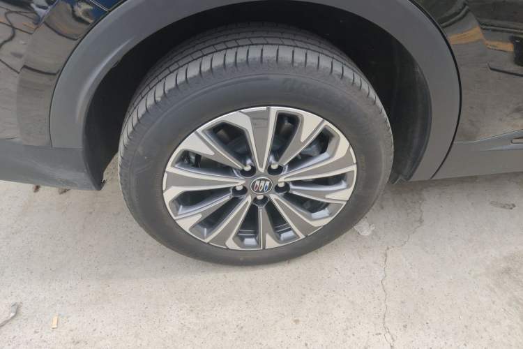 Used Buick Envision 2025 Encore Plus 28T All-Wheel-Drive Platinum Edition