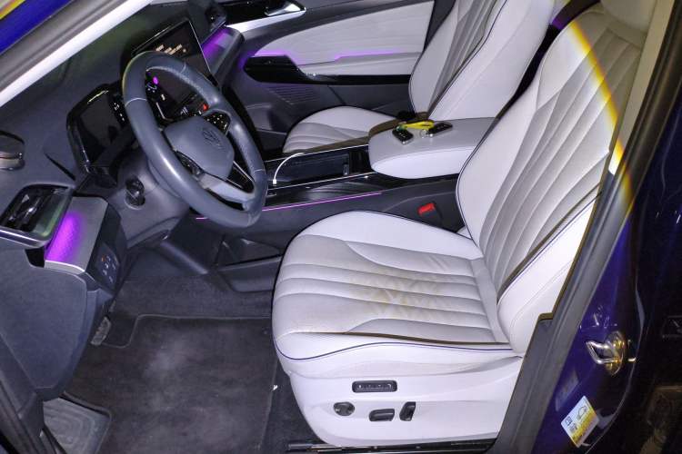 Used Volkswagen ID.6 X 2022 Intelligent Long-Range Version Left Front Seat