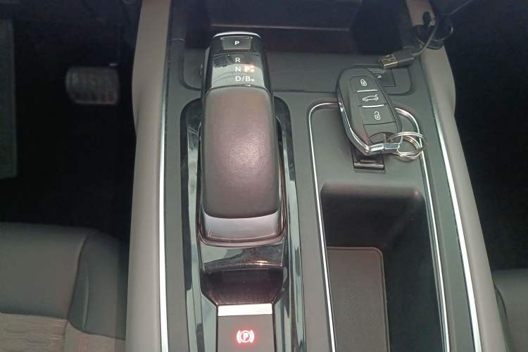 Used Citroen C5 AIRCROSS New Energy 2020 1.6T All-Wheel-Drive Plug-in Hybrid Enjoyment Version Gear Lever