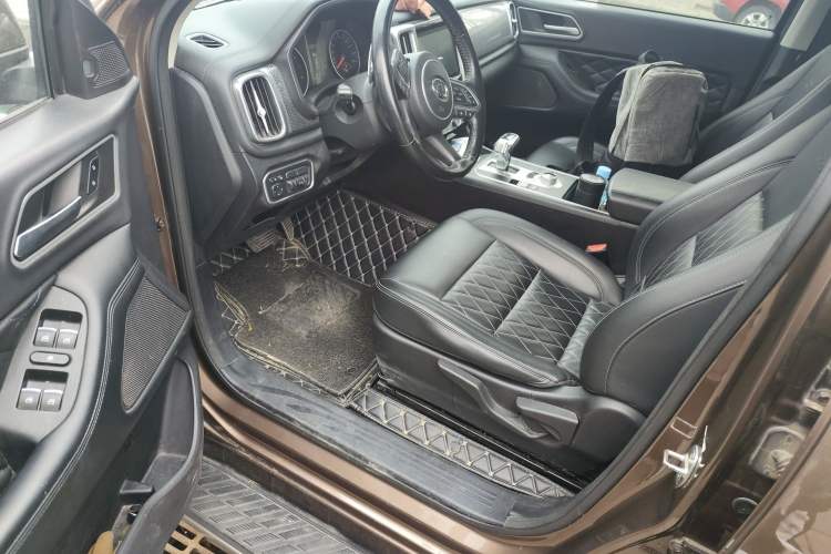 Used Great Wall Poer 2019 2.0T Automatic Gasoline 4x4 Comfort Edition GW4C20B Left Front Seat