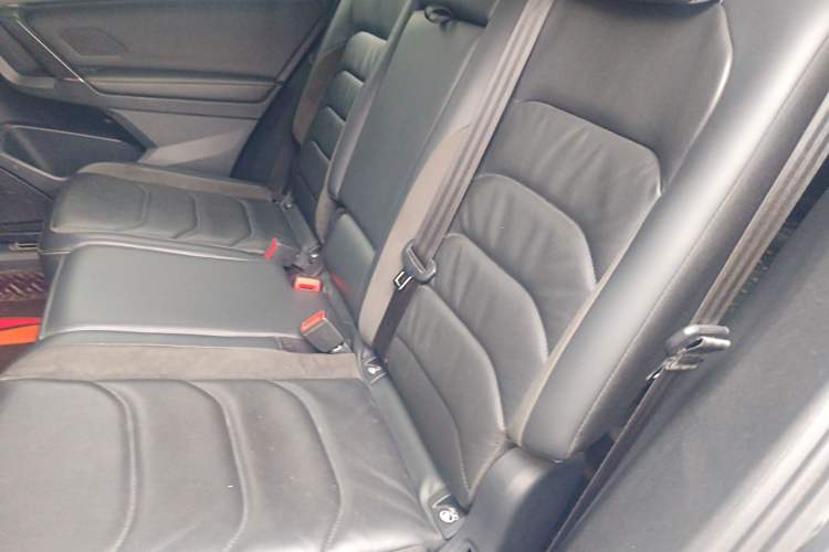 Used Volkswagen Tiguan L 2021 330TSI Automatic Two-Wheel Drive R-Line Enhanced Edition
