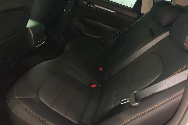 Used Mazda CX-5 2024 2.0L Automatic Two-Wheel Drive Comfort Version Left Rear Seat