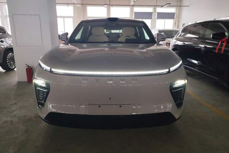 Used EXEED Star Era ET 2024 Extended-Range 240 Ultra All-Wheel Drive
