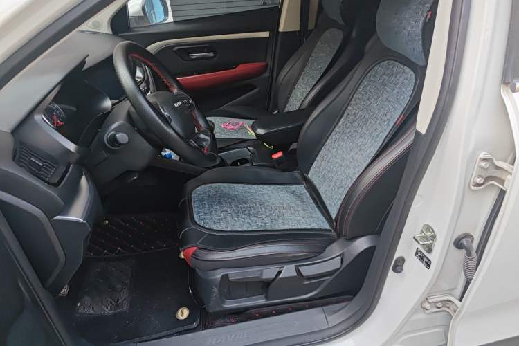 Used Haval H2s 2017 Red Label 1.5T Manual Comfort Model