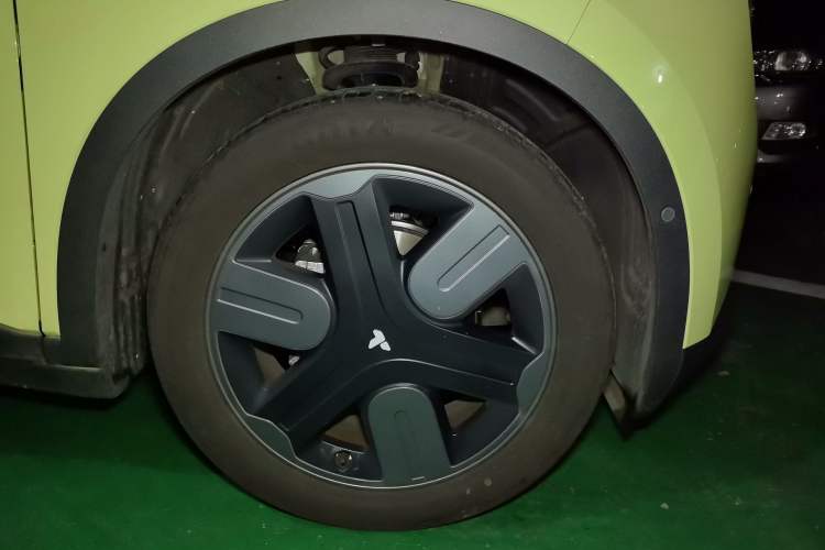 Used firefly 2025 Illuminated Edition
