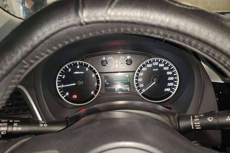 Used Nissan Sylphy 2019 1.6XV CVT Smart Connect Luxury Edition China VI Standard Odometer Close Up