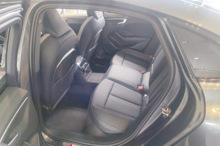 Used Audi A5L 2026 2.0T Sport Left Rear Seat