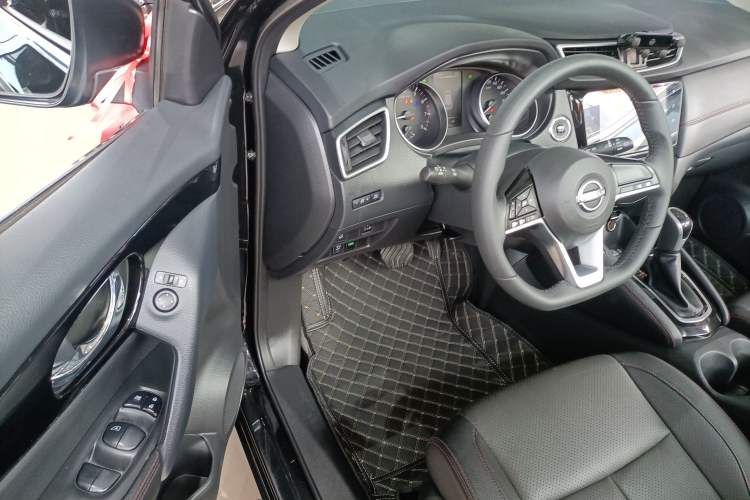 Used Nissan Qashqai 2023 Classic 2.0L CVT XV+ Leading Edition

