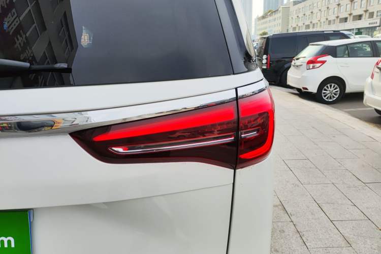 Used Buick GL8 2021 ES Landtrek 653T Comfort Edition
