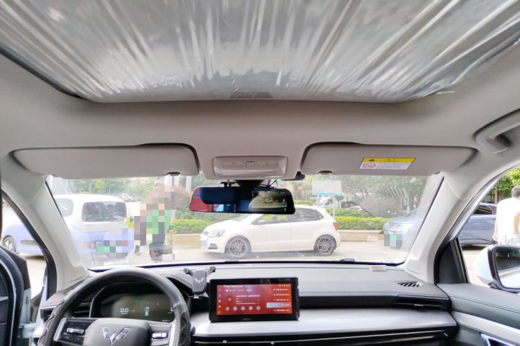 Used Wuling Asta 2022 2.0L DHT Electric-Speed Version Headliner