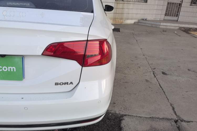 Used Volkswagen Bora 2018 1.5L Automatic Fashion Model Right Rear Taillight