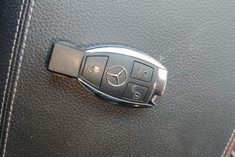 Used Mercedes-Benz R-Class 2017 R 400 4MATIC Exclusive Edition
