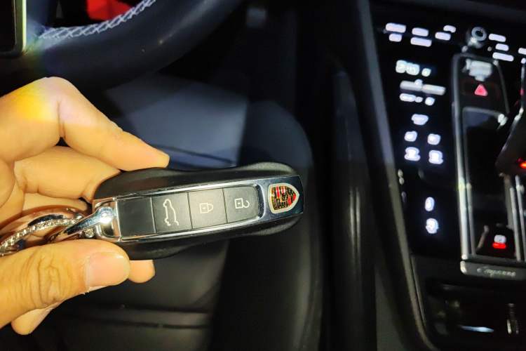 Used Porsche Cayenne E-Hybrid 2021 Cayenne E-Hybrid 2.0T