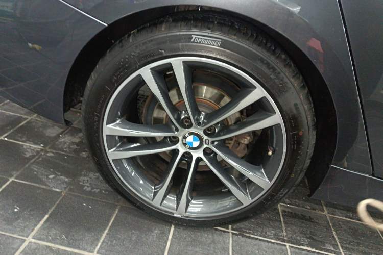 Used BMW 3 Series GT 2017 320i M Sport
