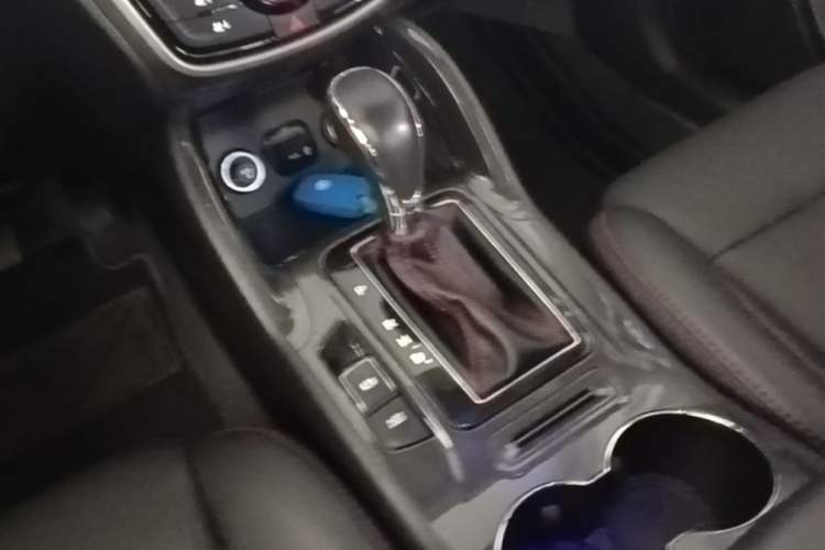 Used CHANGAN CS75 2017 Shangkui Edition 1.5T Automatic Fengxiang Model