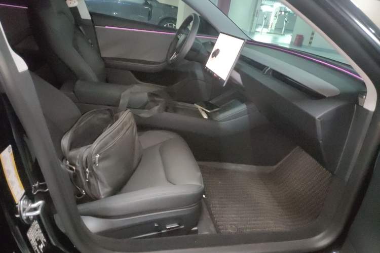 Used Tesla Model 3 2025 Model Revised Rear-Wheel-Drive Version Right Front Seat