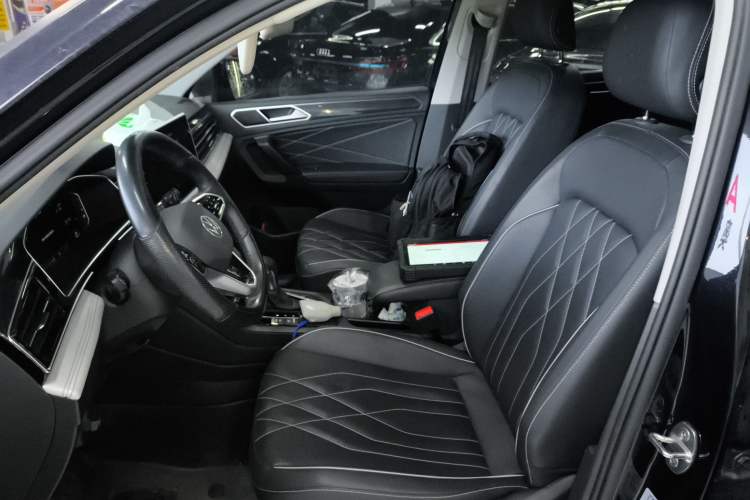 Used Volkswagen Tiguan L 2022 330TSI Automatic Two-Wheel Drive Smart Edition