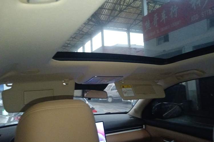 Used Landian E5 PLUS 2025 165 km Long-Range Version 7 Seats