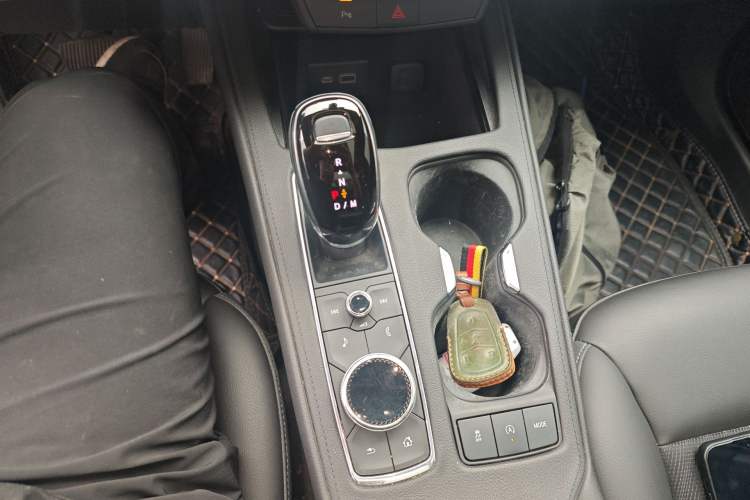 Used Cadillac XT4 2021 28T Two-Wheel Drive Tech Edition
