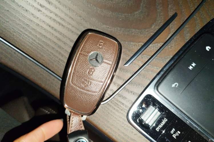 Used Mercedes-Benz GLC 2022 GLC 260 L 4MATIC Luxury Model Vehicle Key