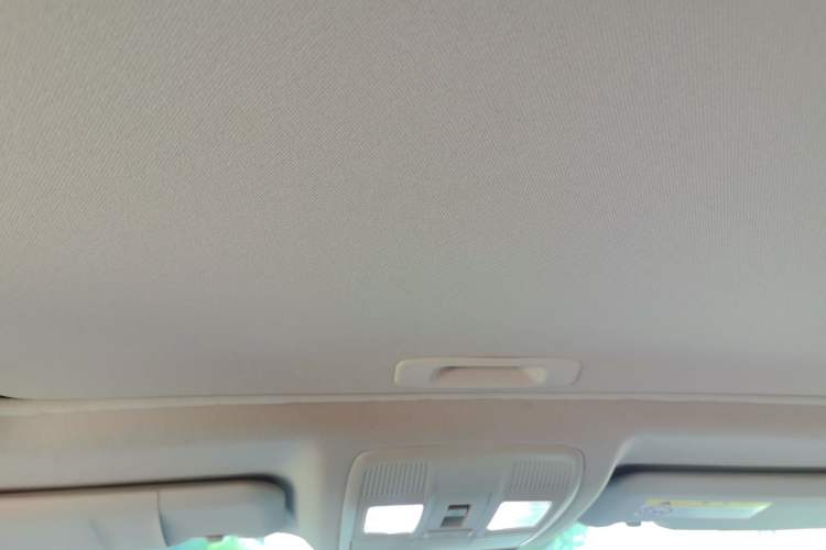 Used Mazda 3 Axela 2017 Sedan 2.0L Automatic Prestige Model China V Standard Headliner