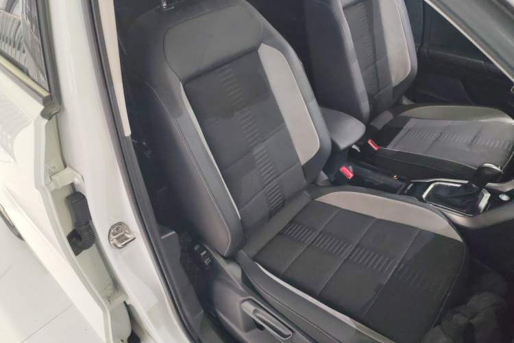 Used Volkswagen T-ROC 2020 230TSI DSG Two-Wheel Drive Advanced Version
