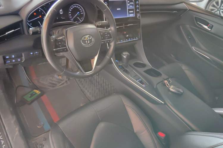 Used Toyota Avalon 2019 2.0L XLE Premium Edition China VI