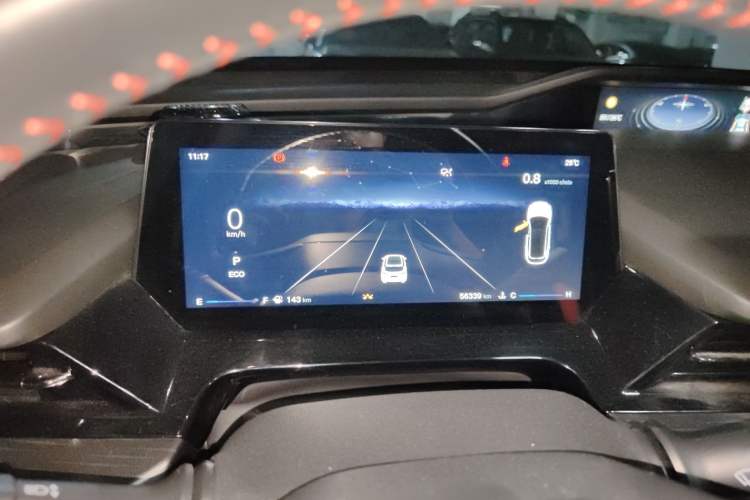 Used CHANGAN OSHAN Z6 2022 Blue Whale 1.5T DCT Smart Navigation Model
