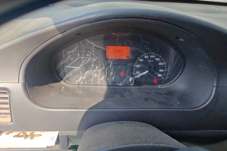 Used Wuling Rongguang 2011 1.2L Base Version
