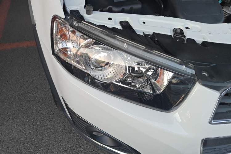 Used Chevrolet Captiva 2015 2.4L 4x4 Flagship Edition 7-Seater