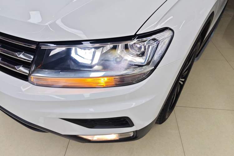 Used Volkswagen Tiguan L 2020 330TSI Automatic Two-Wheel Drive Luxury Edition China VI Standard