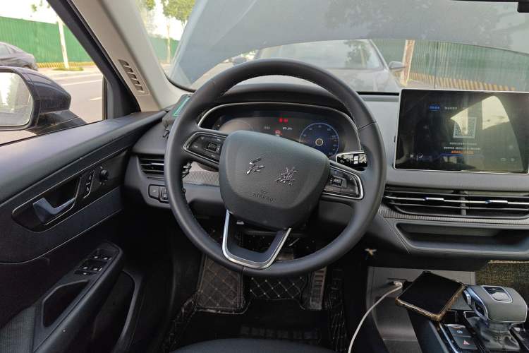 Used Hongqi E-QM5 2022 431 km Charge & Enjoy Edition Steering Wheel