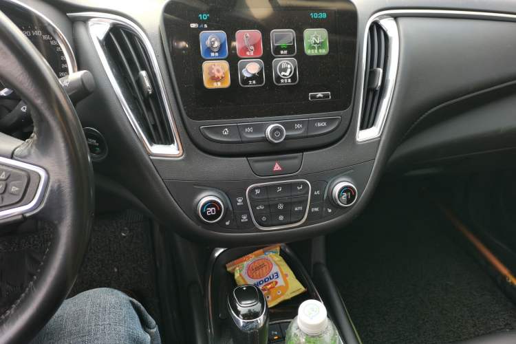 Used Chevrolet Malibu XL 2018 530T Automatic Ruiyi Edition Audio And AC Panel