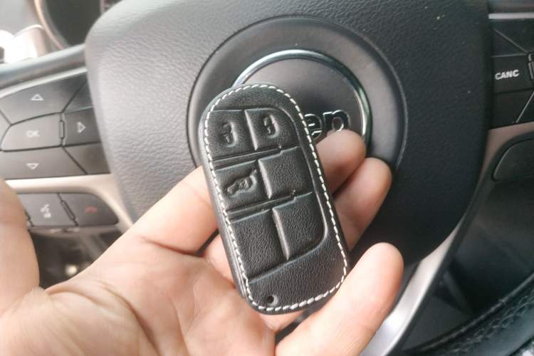 Used Jeep Grand Cherokee 2020 3.0L Elite Navigation Edition Vehicle Key