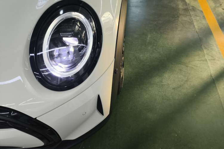 Used MINI MINI 2022 Updated 1.5T COOPER Artist