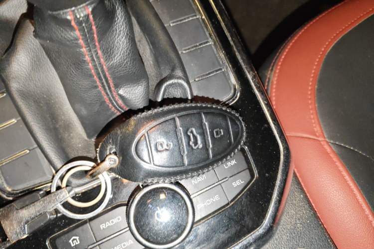 Used Bestune T33 2019 1.6L Manual Luxury Edition China VI
