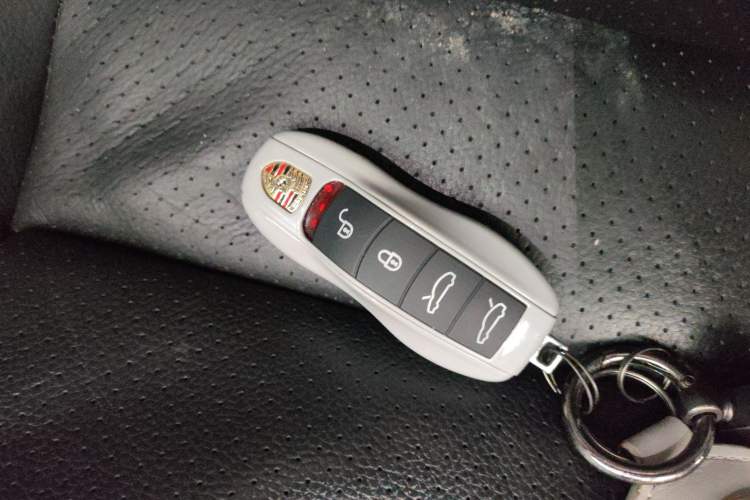 Used Porsche Cayman 2013 Cayman 2.7L
