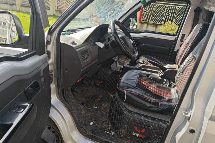 Used Wuling Rongguang New Truck 2019 1.8L Single-Row China VI LJ479Q6