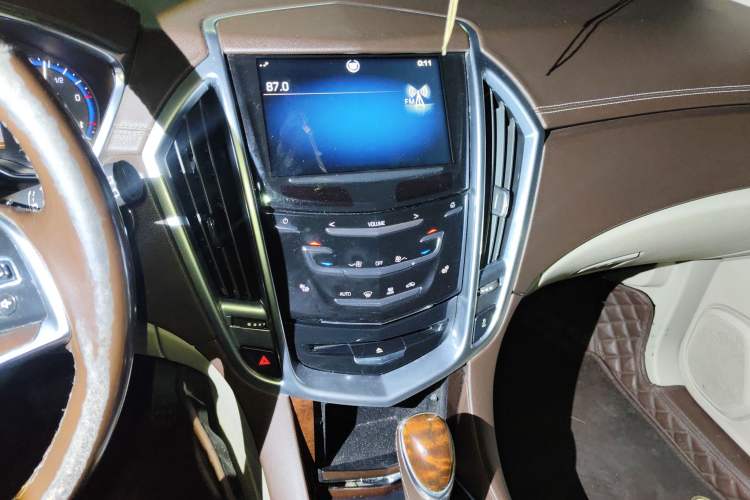 Used Cadillac SRX 2013 3.0L Leading Model