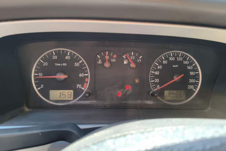 Used Volkswagen Santana Vista 2008 1.8L Manual Comfort Edition Instrument Cluster