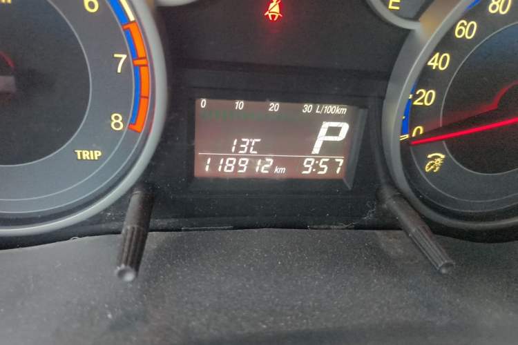 Used Suzuki SX4 2011 Revised Version 1.6L Automatic Sport Edition
