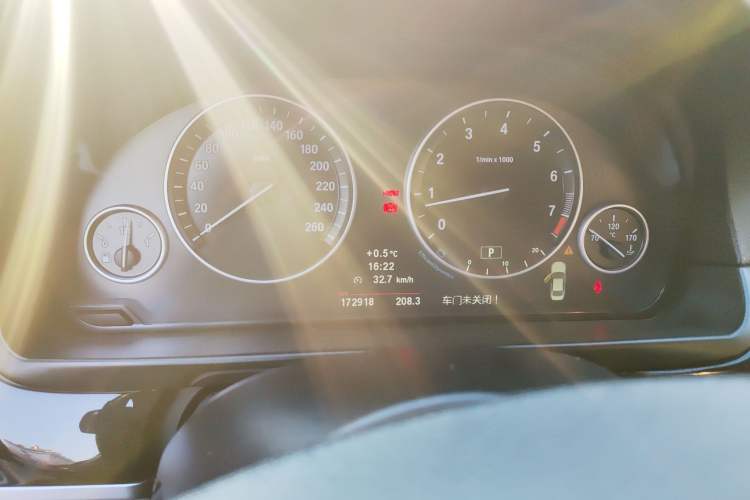 Used BMW 5 Series 2012 523Li Luxury Model
