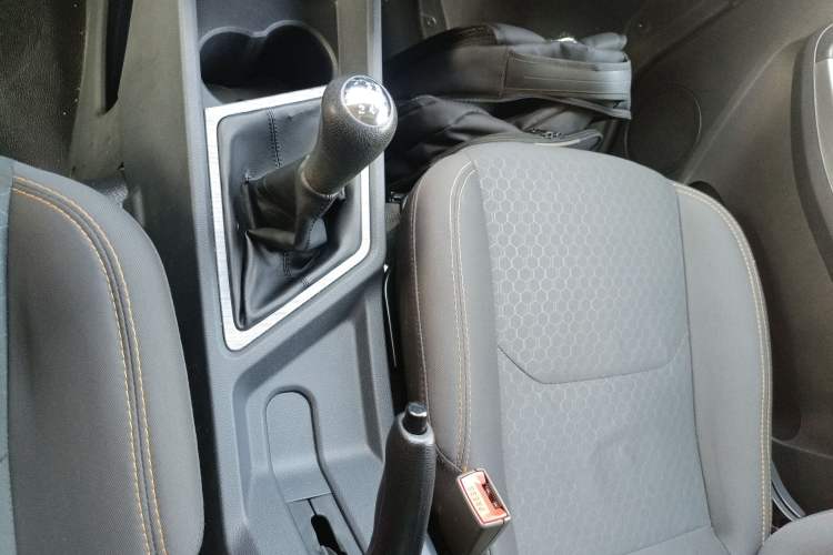 Used CHANGAN KAICHENG Ruixing M60 2023 1.5L GDI Comfort Van 2-Seater Gear Lever