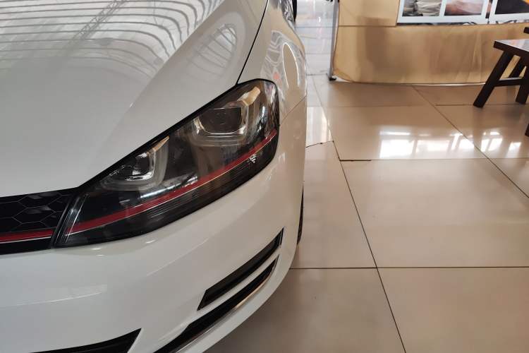 Used Volkswagen Golf 2015 1.4TSI Manual Comfort Model