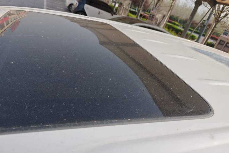 Used Buick GL8 2023 Facelifted Land Cruiser Executive Luxury Version
